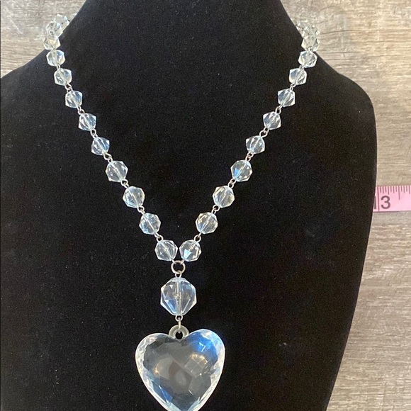 Vintage Elegant Lightweight Heart Pendant Necklace 12” SO SPARKLY 💫 - Picture 4 of 16